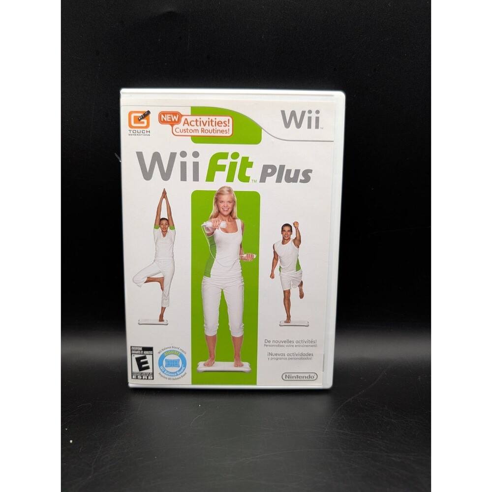 Wii Fit Plus Nintendo Wii 2009 Complete in Box CIB Manual
